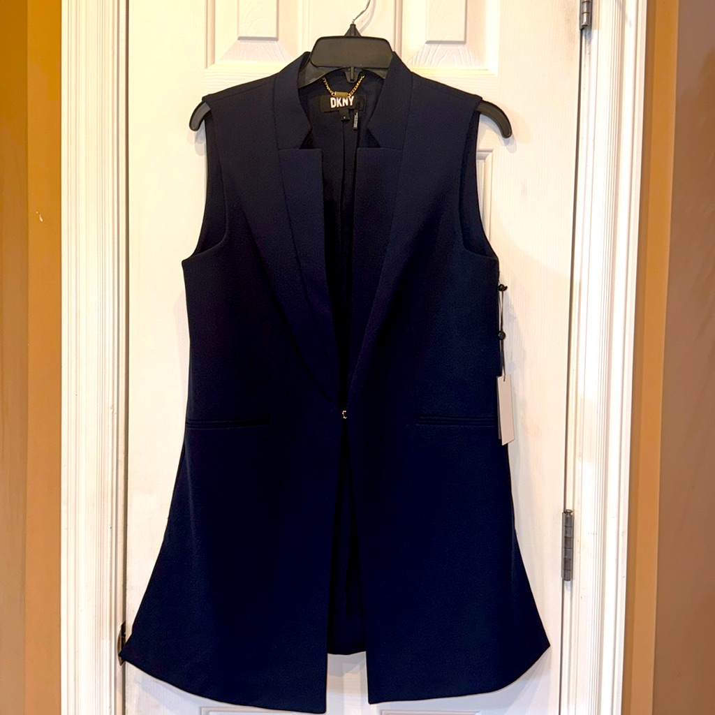 Dkny Classy/Casual Vest